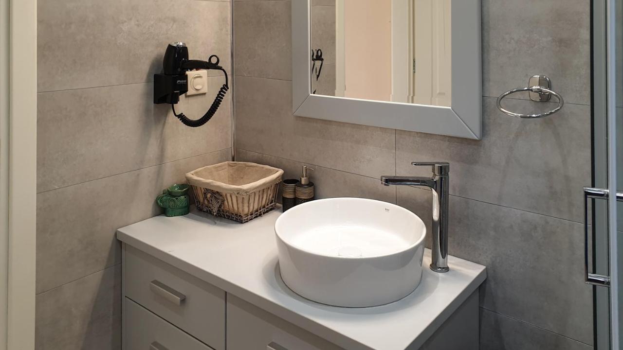 Helen Apartments & Studios Agios Stefanos Avliotes  Bagian luar foto