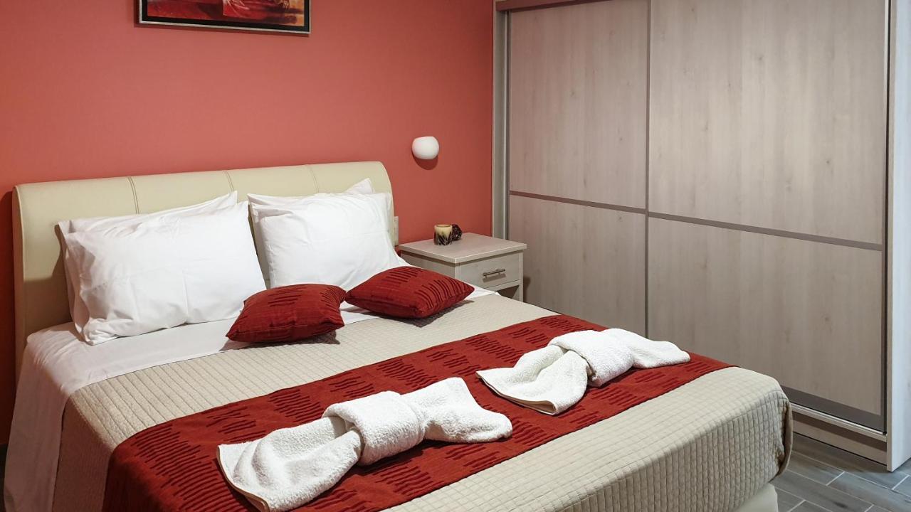 Helen Apartments & Studios Agios Stefanos Avliotes  Bagian luar foto